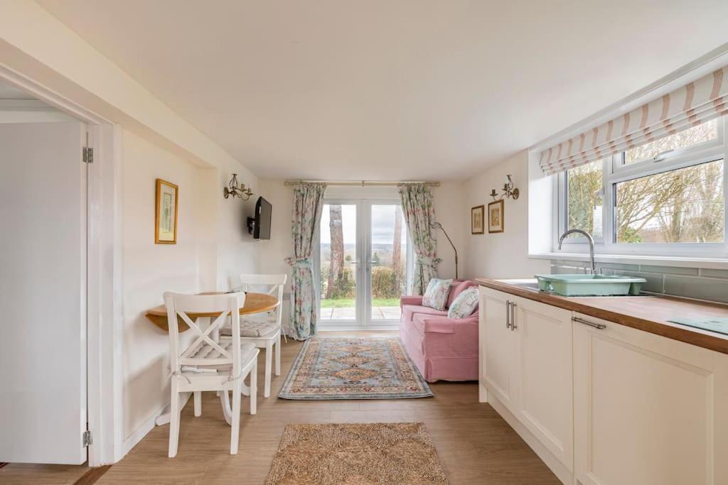 Oak Tree Cottage Uckfield Esterno foto